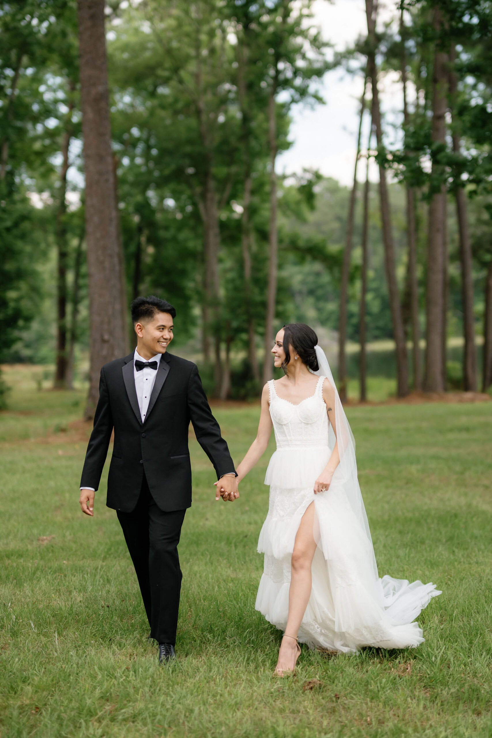 Magnolia Way wedding photography by Lisa Blanche Photography
