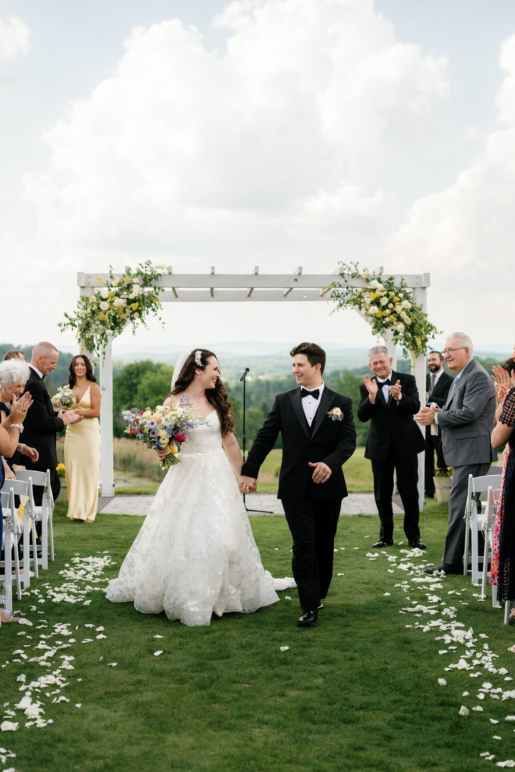 wedding ceremony by Lisa Blanche Photography