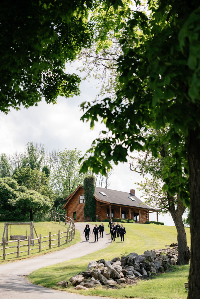 Skyview Golf Club wedding by Lisa Blanche Photography 
