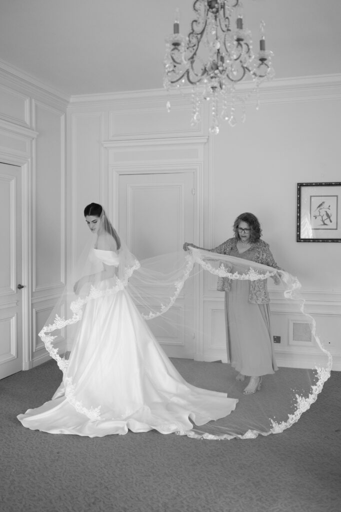 bride getting ready photos