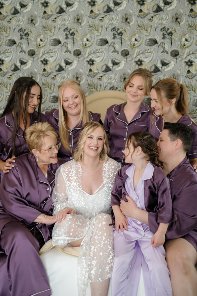 candid wedding photography